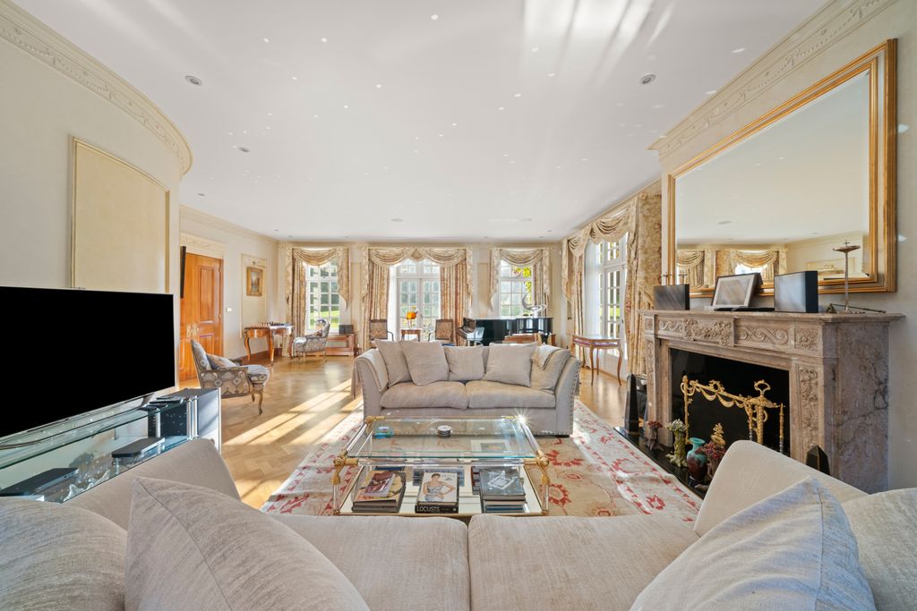 Additional image 11 of 9 bed detached house for saleMill Lane, Ascot SL5