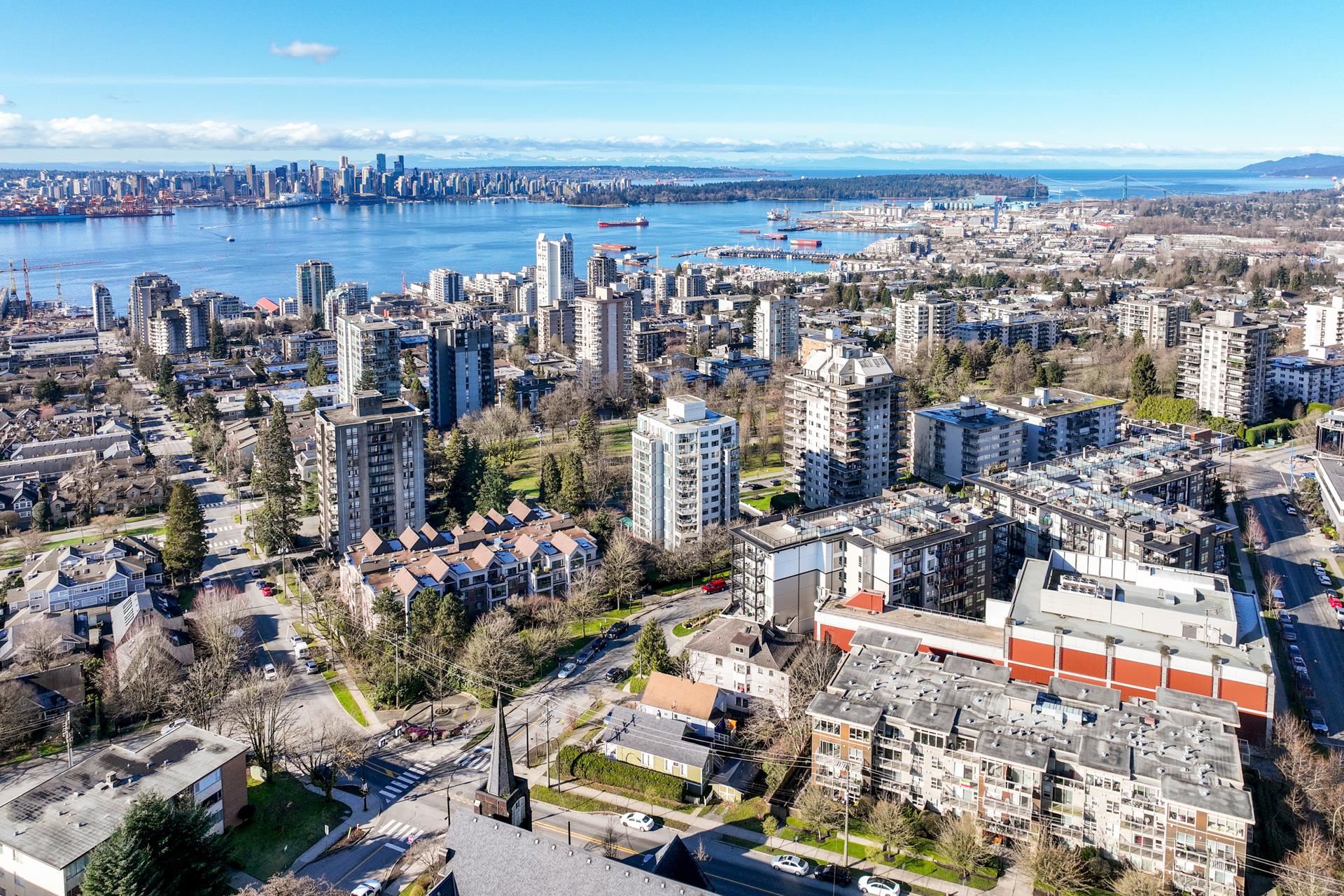 Additional image 6 of 160 10th Street E, North Vancouver, BC, V7L 2C8