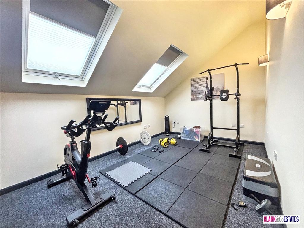 Additional image 20 of 5 bed flat for salePowderham Crescent, Exeter EX4