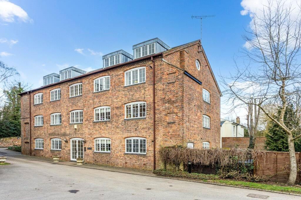 Salisbury House, Abbey Mill Lane, St. Albans, Hertfordshire, AL3