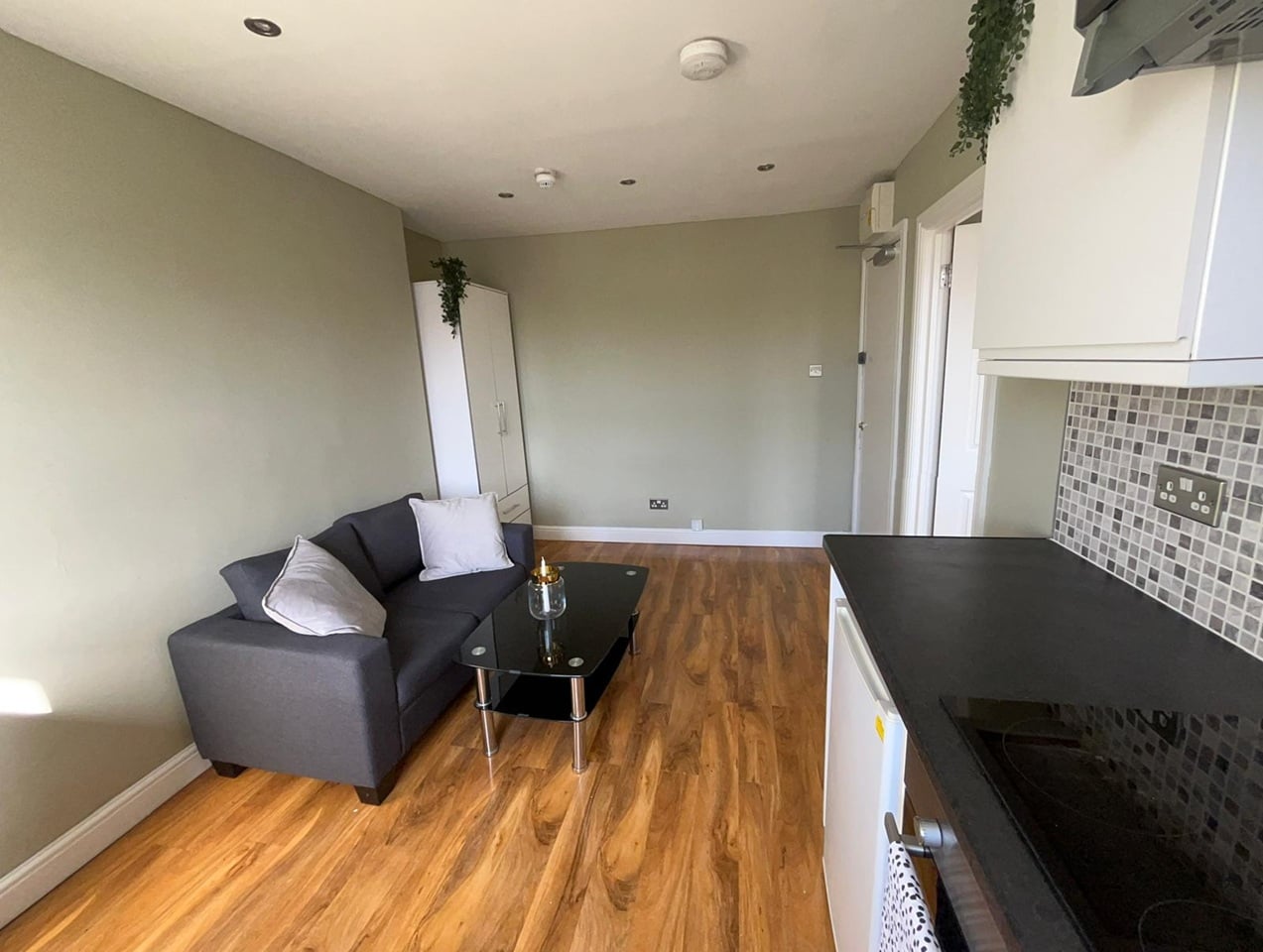 Additional image 8 of 1 Bed Flat, Claverton Street, SW1V, N1 7GU