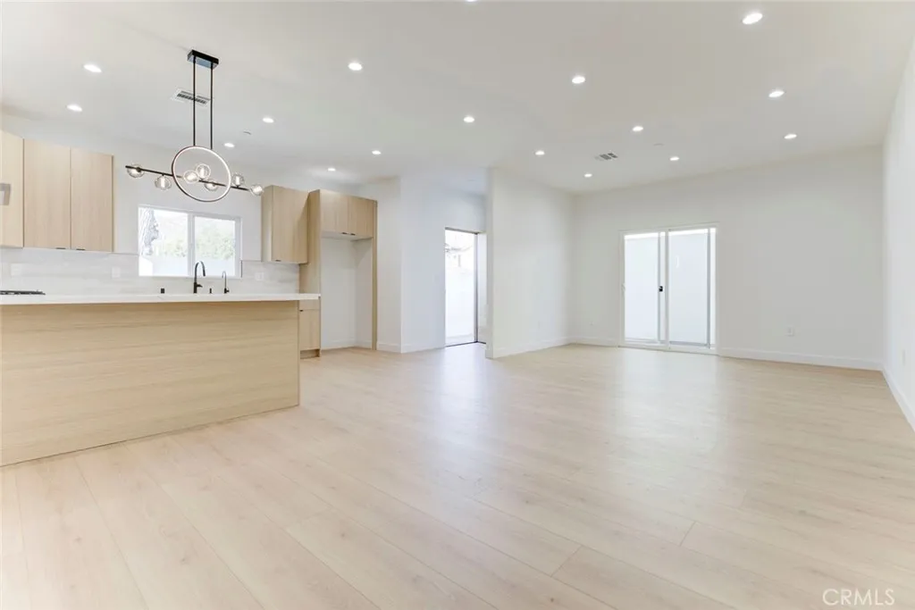 Additional image 12 of 2242 N Keystone, Burbank, CA 91504