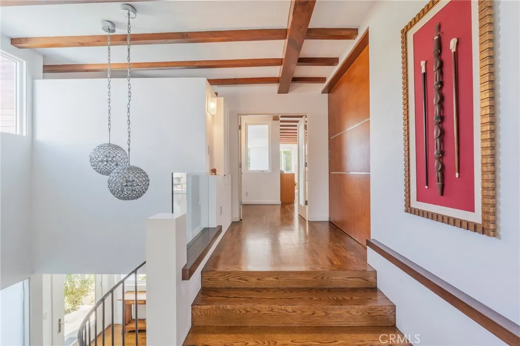 Additional image 61 of 2404 Laurel Avenue, Manhattan Beach, CA 90266