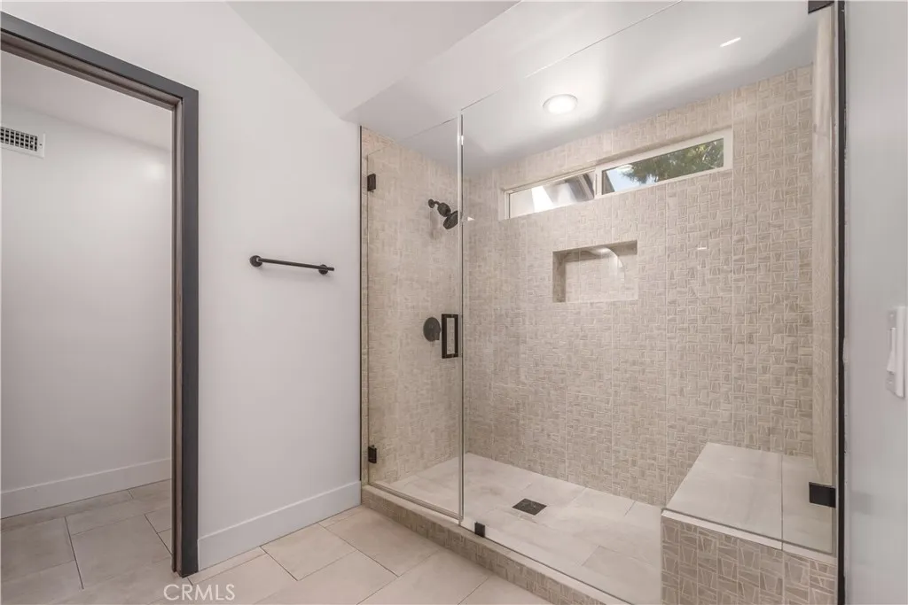 Additional image 27 of 6222 Wynne Ave, Tarzana, CA 91335