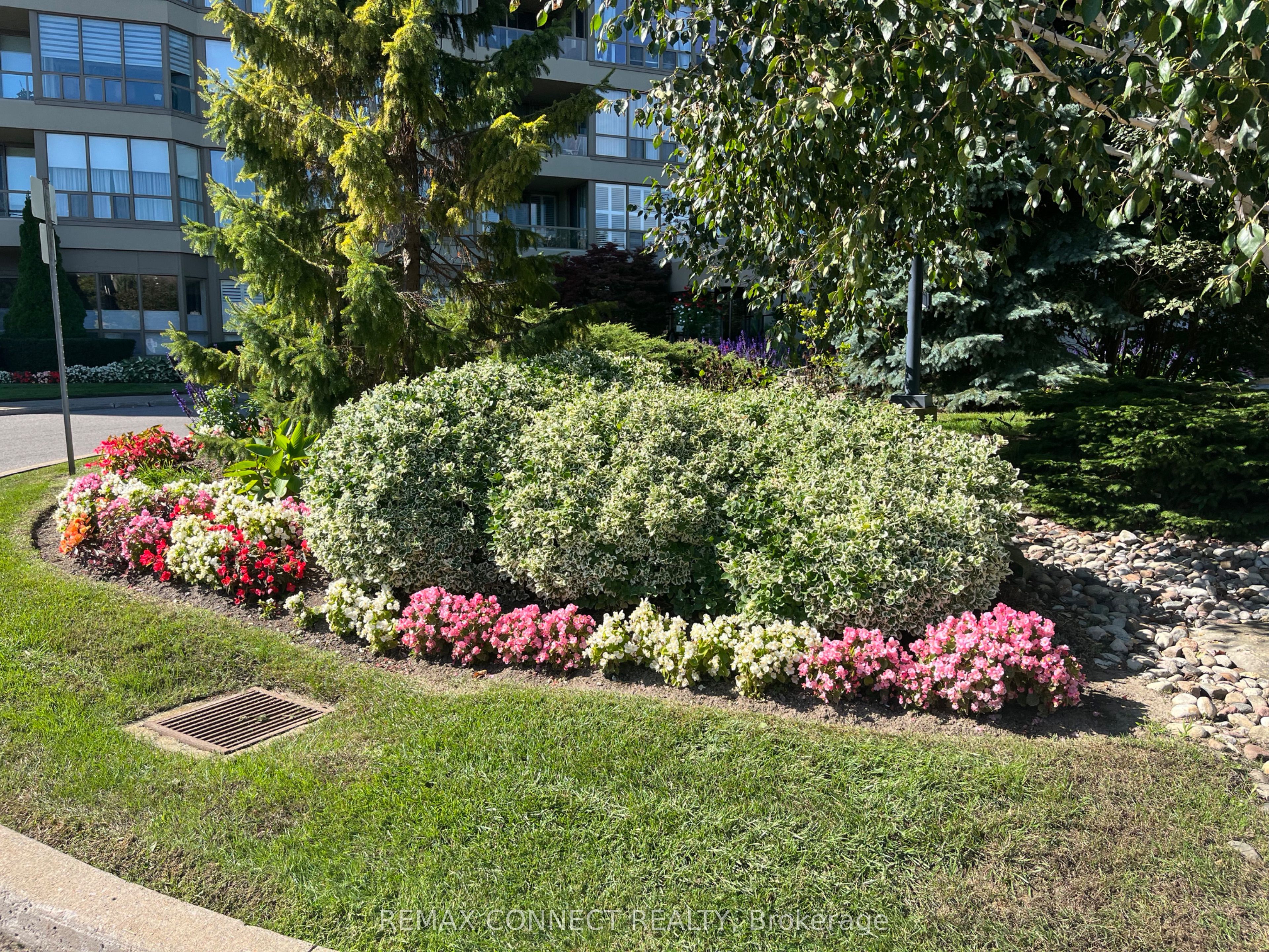 Additional image 2 of 1516-1890 Valley Farm Road, Pickering, ON, L1V 6B4