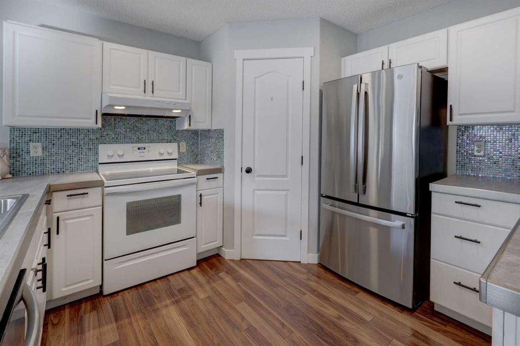 Additional image 6 of 124 Stonegate Close NW