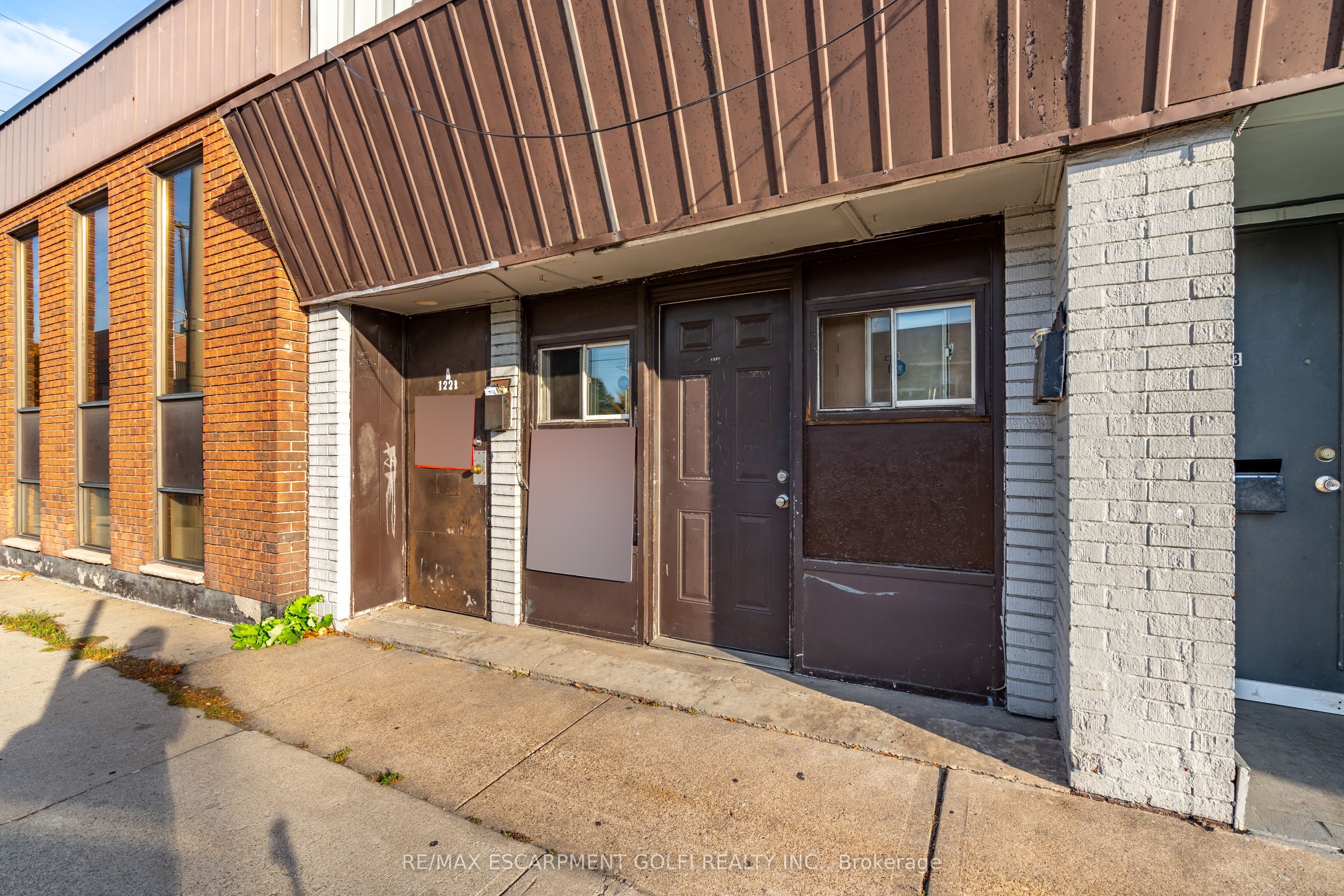 Additional image 4 of 1221-1223 Main Street E, Hamilton, ON, L8K 1A5
