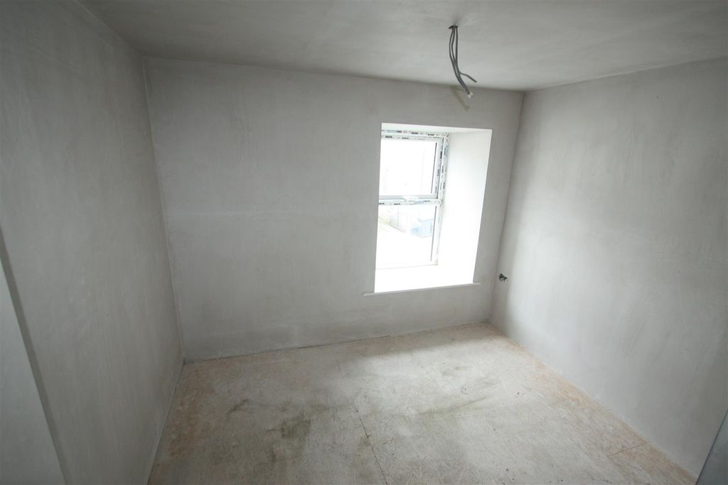 Additional image 12 of 4 bed terraced house for sale22, 24, 26, 28 And 28A Dromore Street, Ballynahich BT24