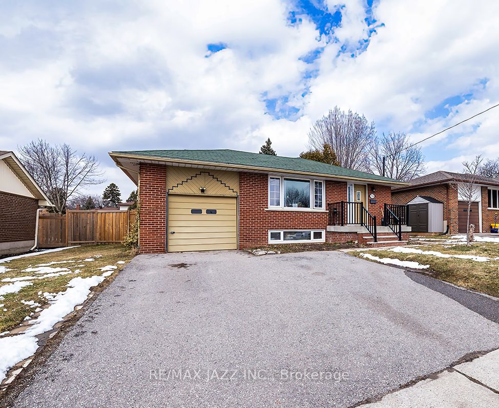 Additional image 2 of #2-708 Newman Crescent, Whitby, ON, L1N 1M6