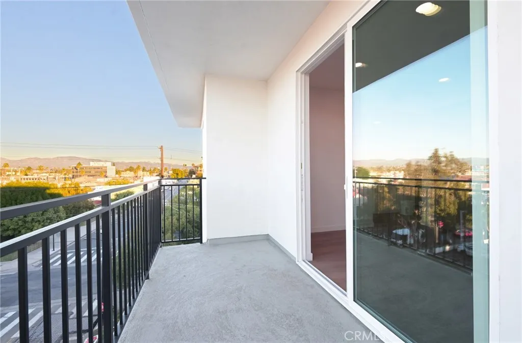 Additional image 11 of 14606 Sylvan Street Unit 508, Van Nuys, CA 91411