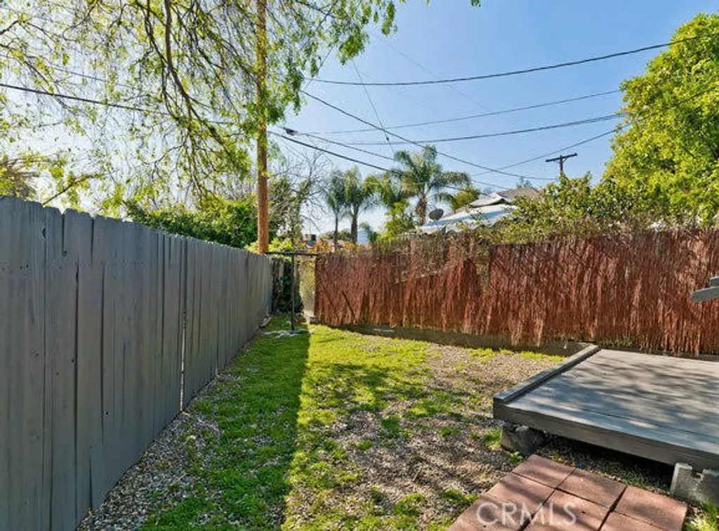 Additional image 30 of 242 W Elmwood Ave, Burbank, CA 91502
