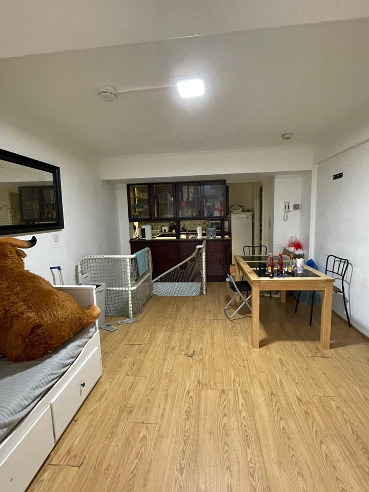 Room in a Shared Flat, The Colonnades, W2, N1 7GU