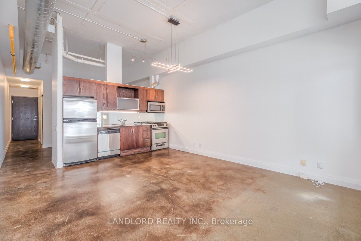 421-233 Carlaw Avenue, Toronto, ON, M4M 3E9