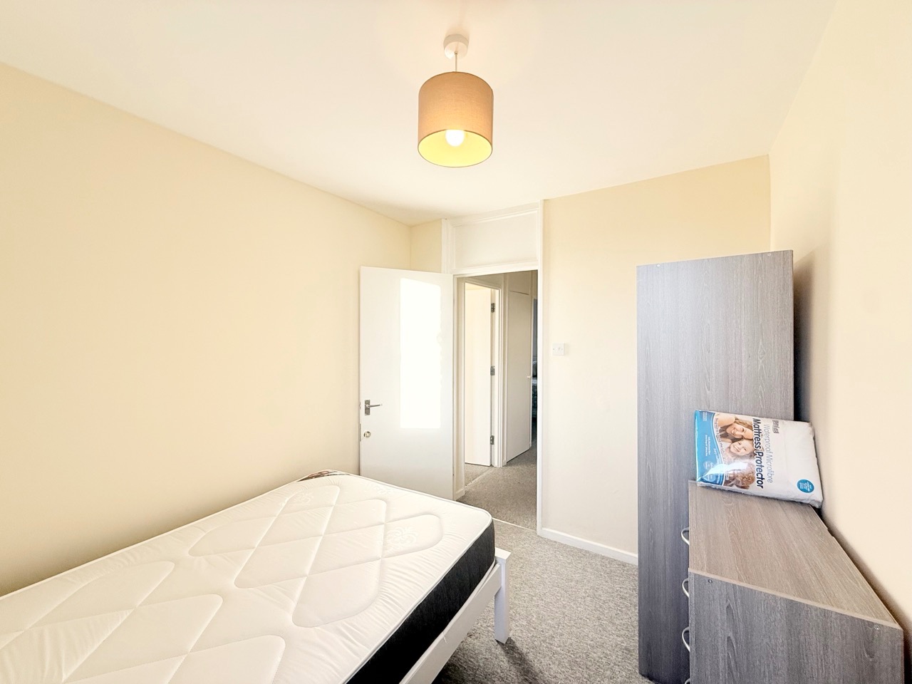 Additional image 20 of 4 Bed Flat, Portland Grove, SW8, N1 7GU
