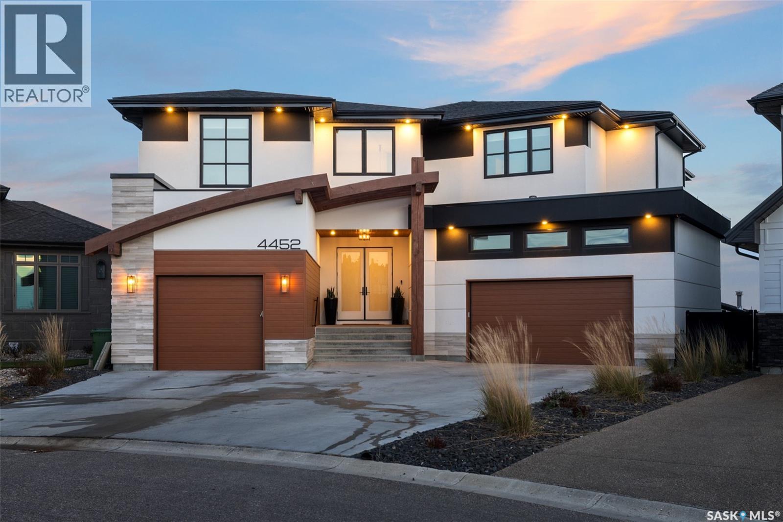 4452 Wild Rose Drive, Regina, SK, S4V3V6
