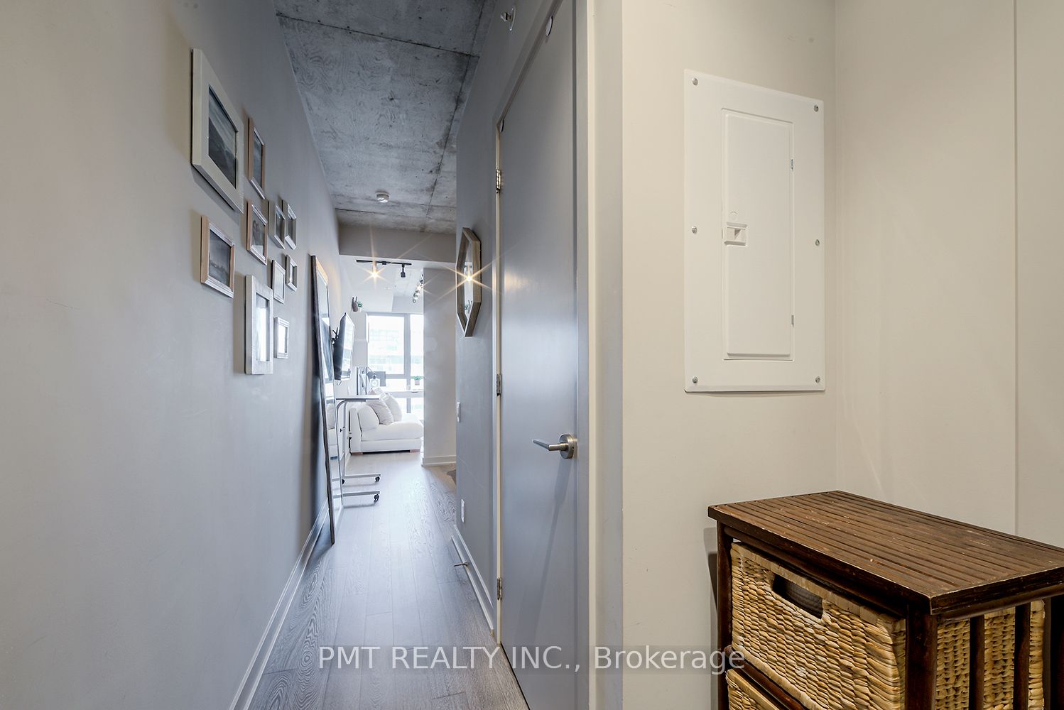 Additional image 2 of 804-39 Brant Street, Toronto, ON, M5V 0M8
