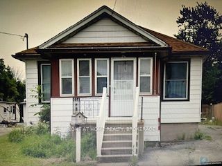 24 Lincoln Avenue, St. Catharines, ON, L2P 2C6