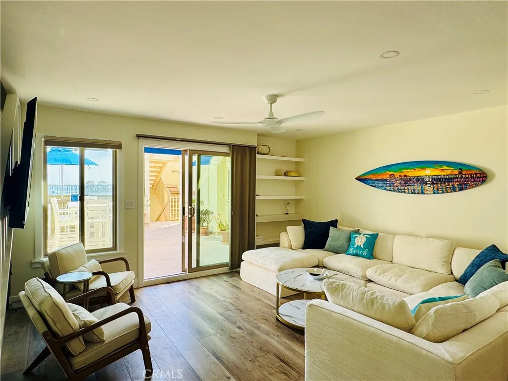 Additional image 31 of 711 Pacific Coast Unit 330, Huntington Beach, CA 92648