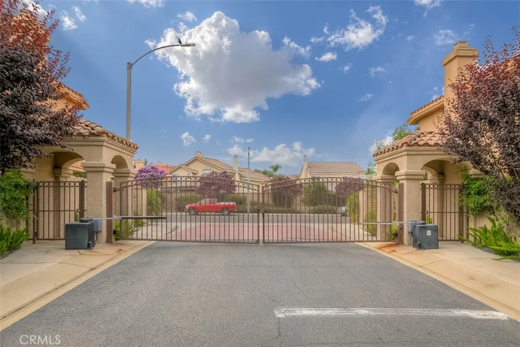 Additional image 22 of 2074 Lake Shore Dr, Chino Hills, CA 91709