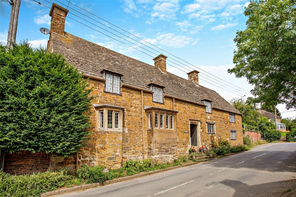 Additional image 19 of 6 bed detached house for saleHigh Street, Braunston, Oakham, Rutland LE15