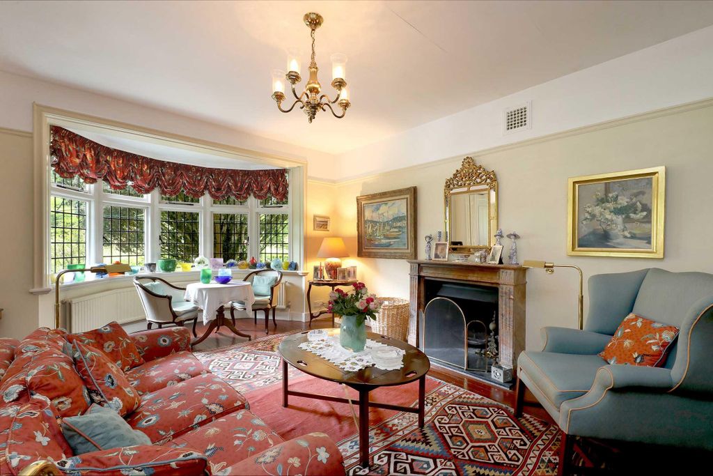 Additional image 10 of 6 bed detached house for saleColmore Lane, Kingwood, Henley-On-Thames, Oxfordshire RG9