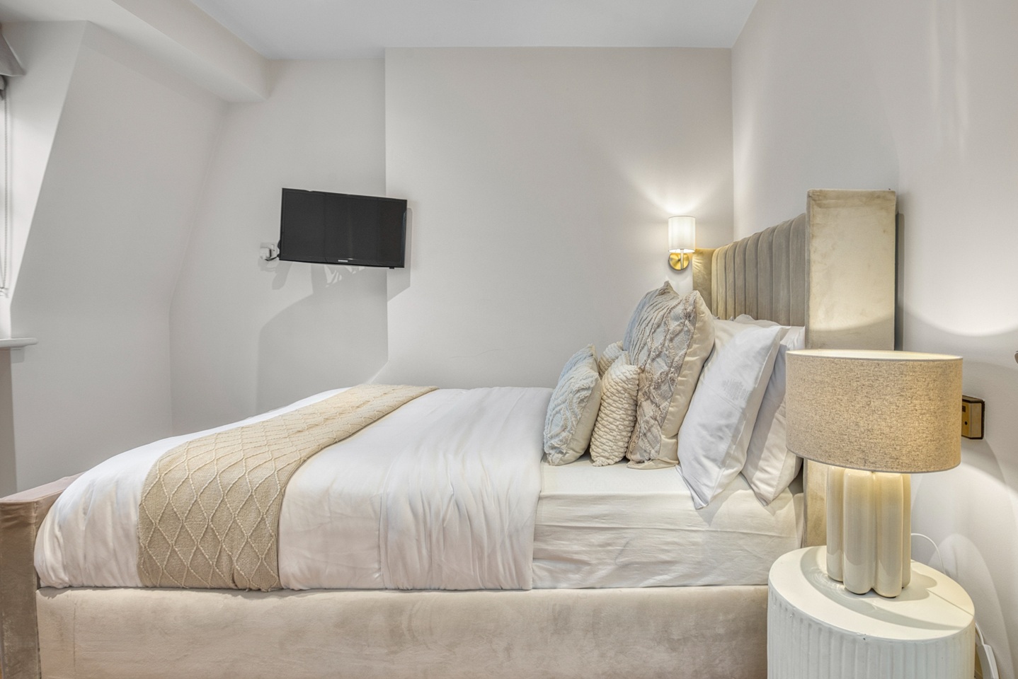 Additional image 10 of 6 Bed Terraced House, Brompton Road, SW1X, N1 7GU