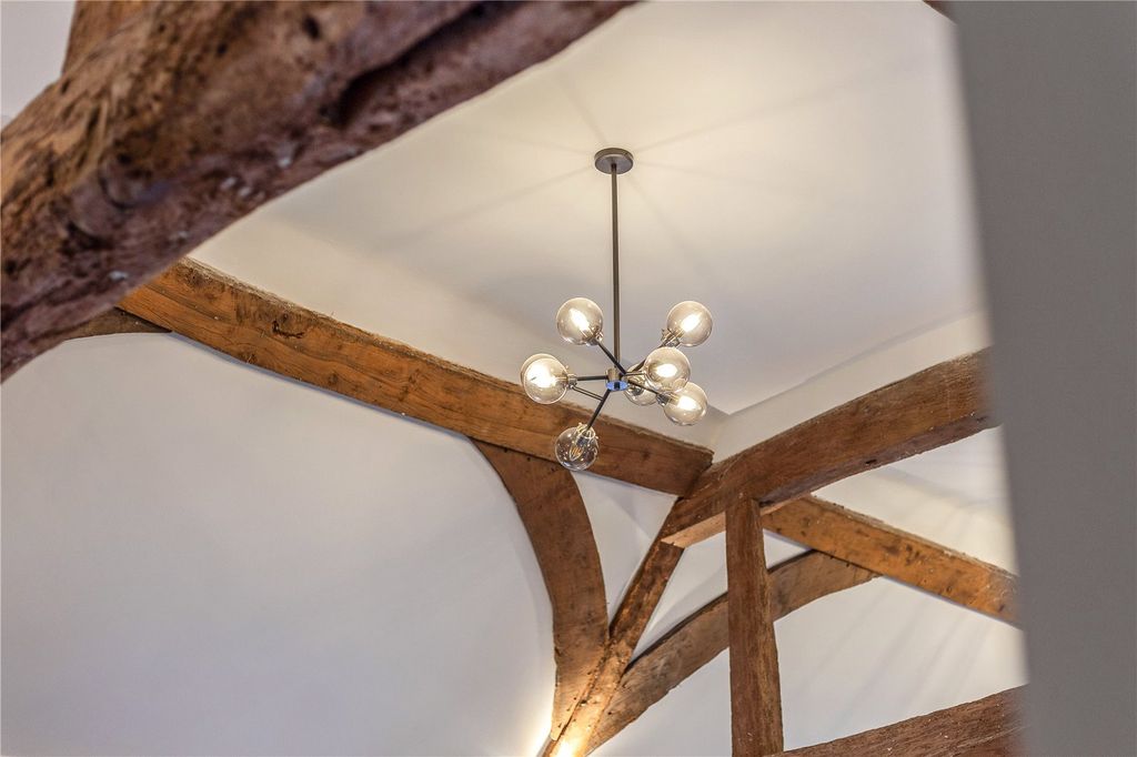 Additional image 10 of 2 bed flat for saleThameside, Henley-On-Thames, Oxfordshire RG9