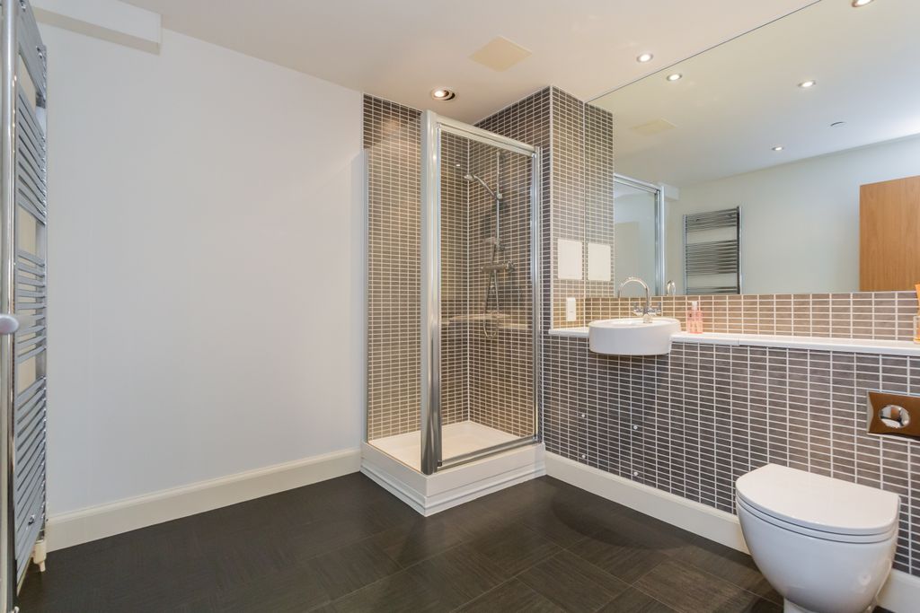 Additional image 17 of 3 bed penthouse for sale4/10 Anchor Mill, Thread Street, Paisley PA1