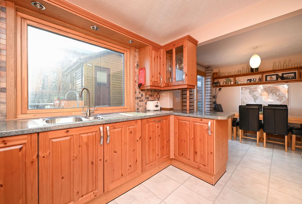 Additional image 13 of 3 bed semi-detached house for sale19 Hulsidale, Hamnavoe, Shetland ZE2