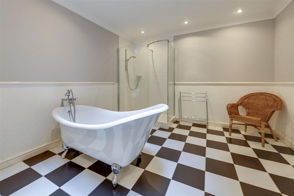 Additional image 42 of 6 bed detached house for saleBurnley Road, Loveclough, Rossendale - Over 10, 000Sqft Of Accommodation BB4
