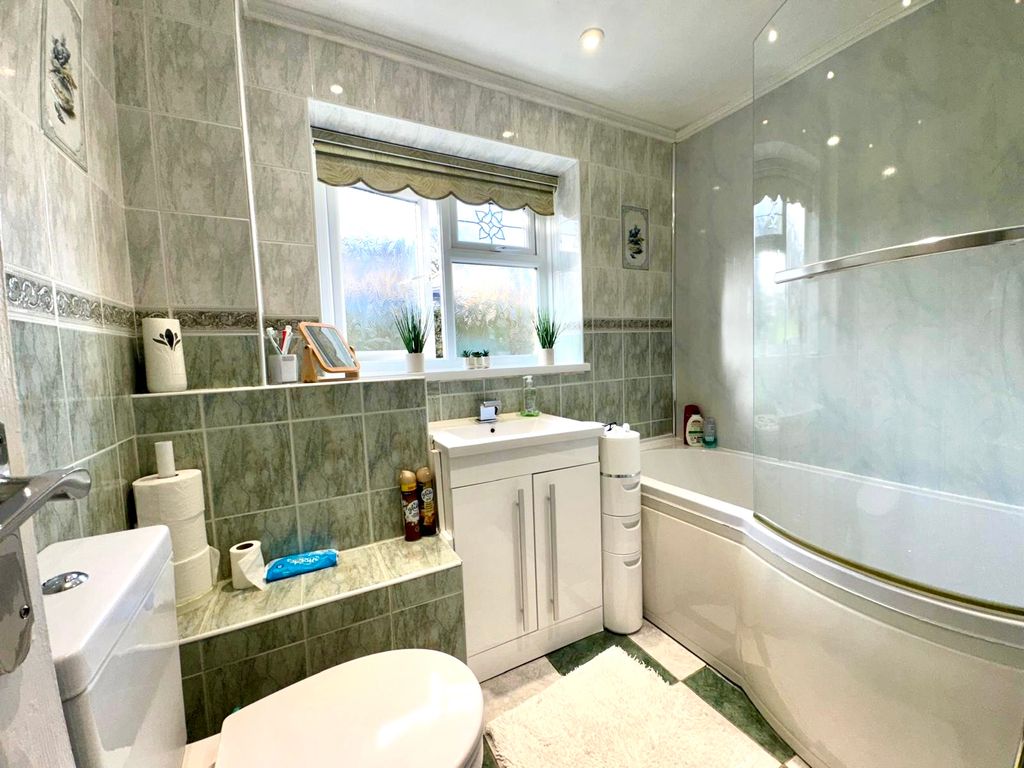 Additional image 7 of 2 bed flat for saleBrynhyfryd, Pontlottyn, Bargoed CF81