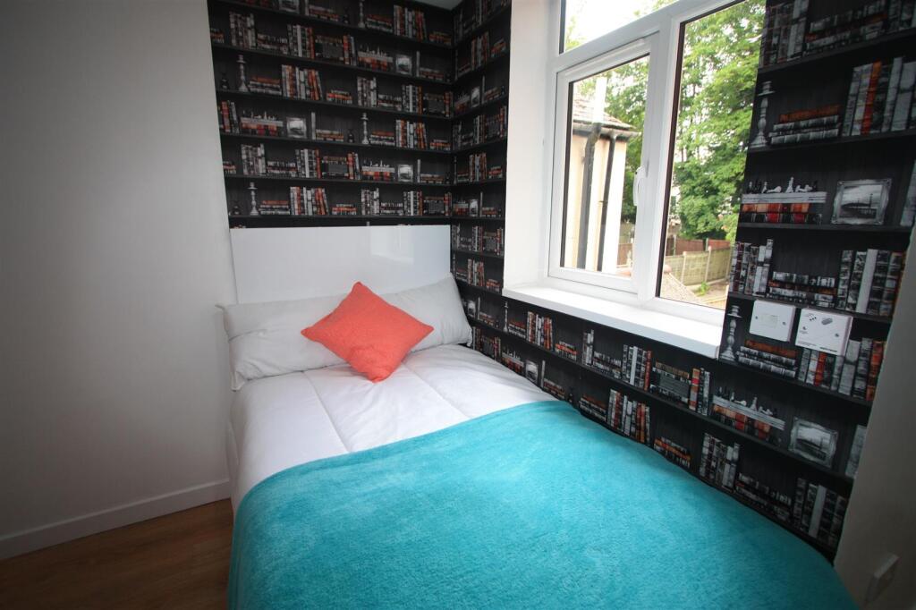 Additional image 2 of North Road