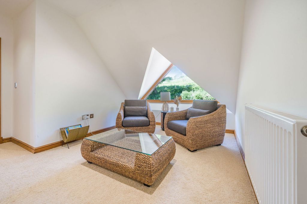 Additional image 18 of 5 bed detached house for saleOakmead Road, Llanharan, Pontyclun CF72