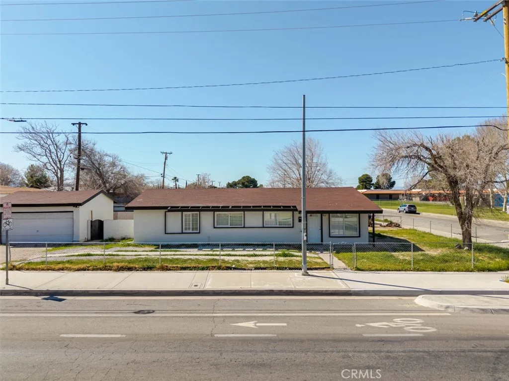 Additional image 5 of 44961 5th Street E, Lancaster, CA 93535