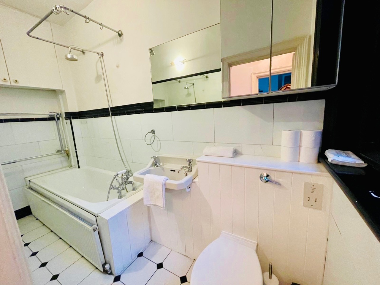 Additional image 17 of Room in a Shared Flat, Southampton Row, WC1B, N1 7GU