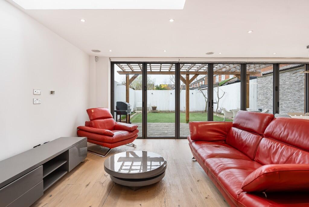 Additional image 10 of The Paddocks, Welwyn Garden City, Hertfordshire, AL7