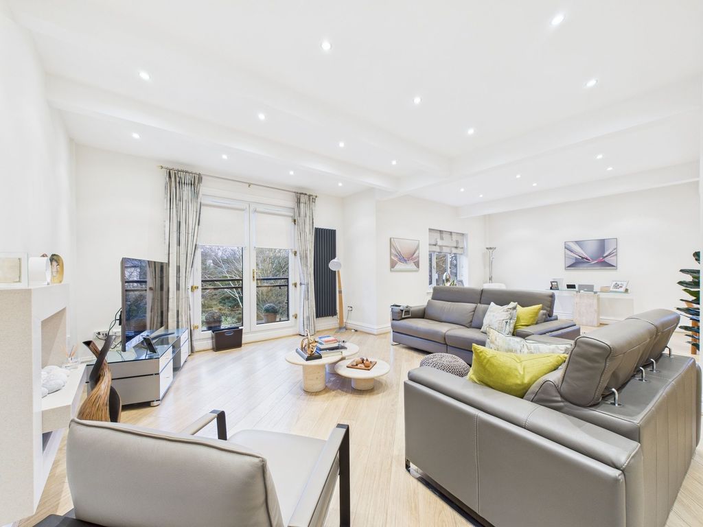 Additional image 6 of 2 bed flat for saleBeech Lane, Calderstones, Liverpool. L18