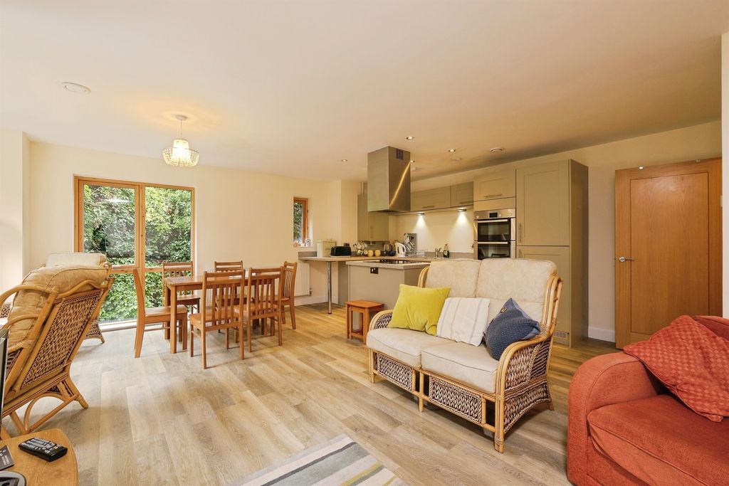 Additional image 8 of 1 bed flat for saleHereford Road, Monmouth NP25