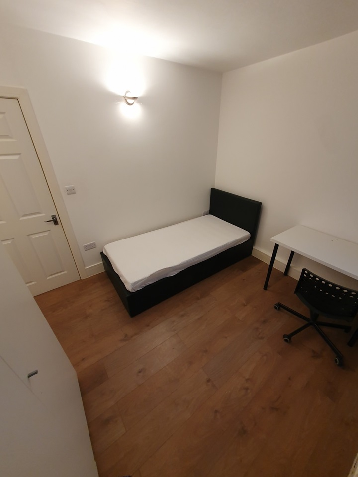 Additional image 14 of 2 Bed Flat, Guilford Court, WC1N, N1 7GU