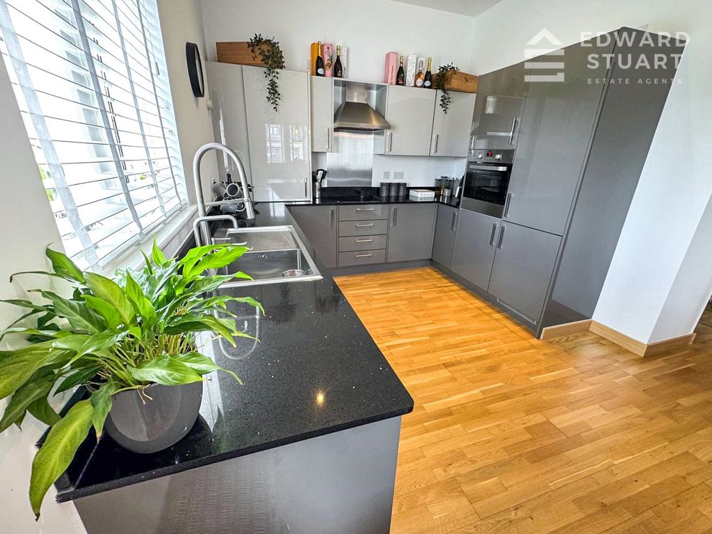 1 bed maisonette for saleGables Close, Peterborough, Cambridgeshire PE3 photo 3