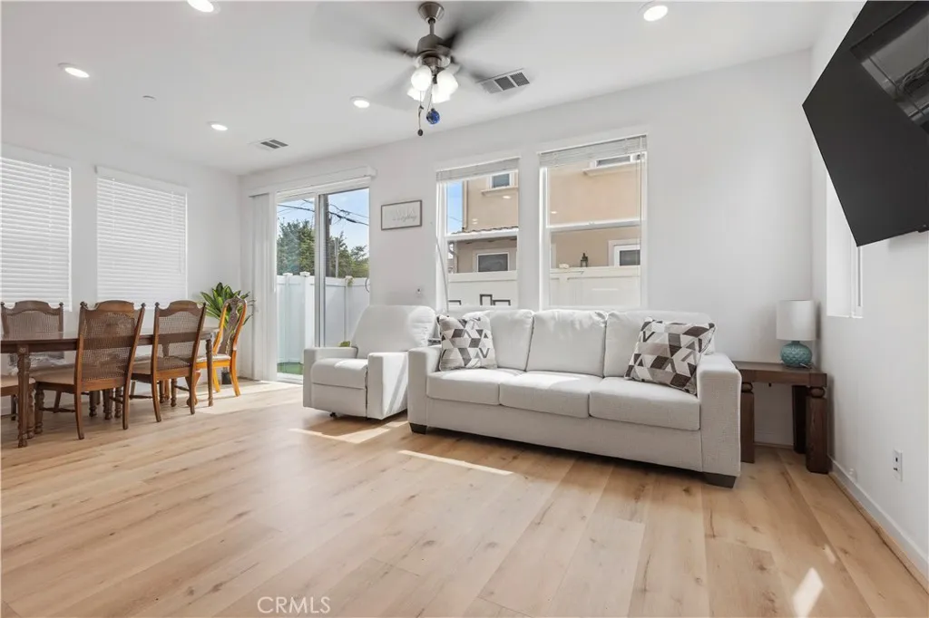 Additional image 54 of 1544 W Plaza Del Amo, Torrance, CA 90501