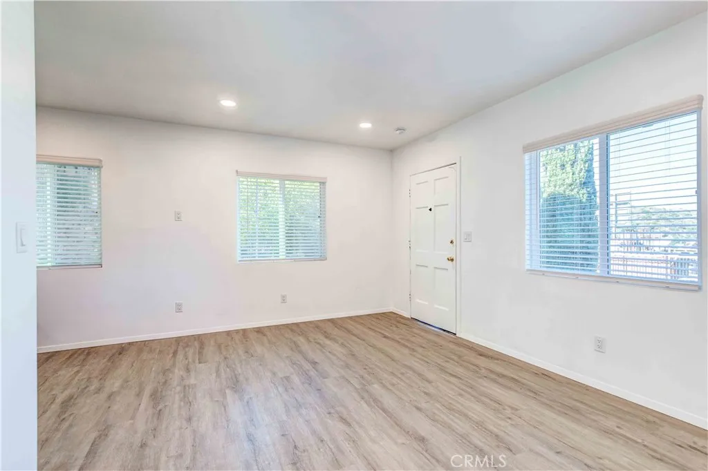 Additional image 19 of 10108 Fernglen Ave, Tujunga, CA 91042