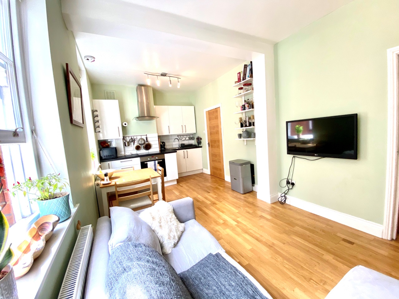 Additional image 5 of 2 Bed Flat, Coptic Street, WC1A, N1 7GU