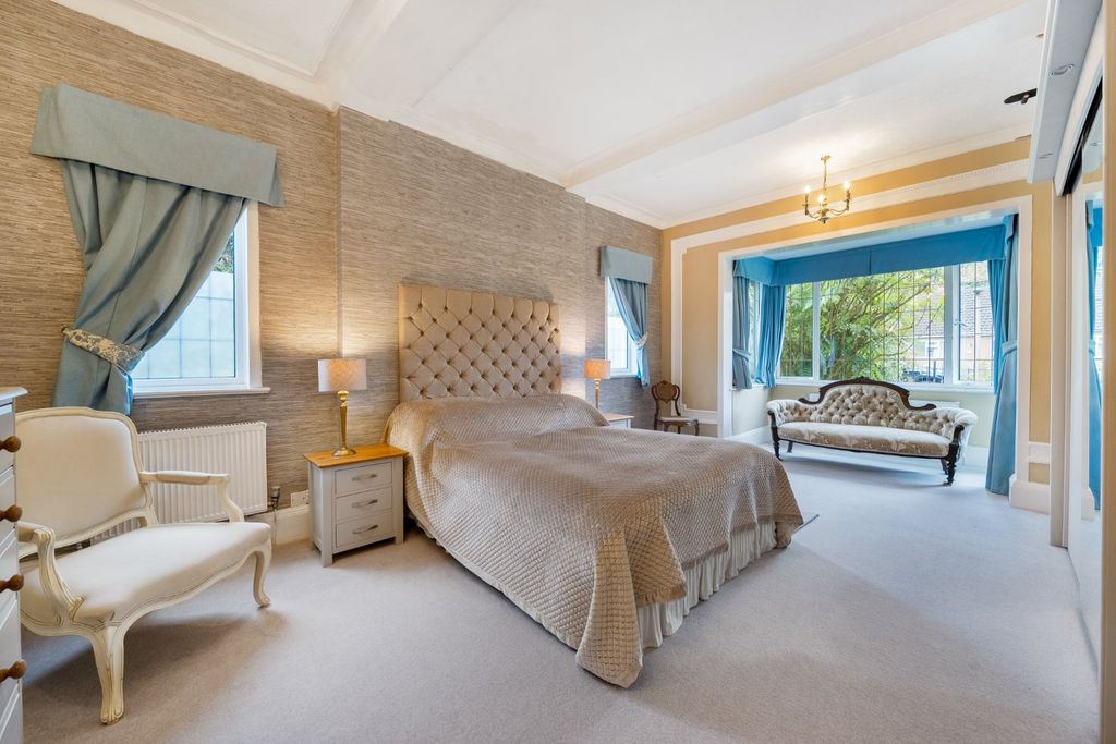 Additional image 16 of 3 bed flat for saleBeaumont Grove, Solihull, West Midlands B91