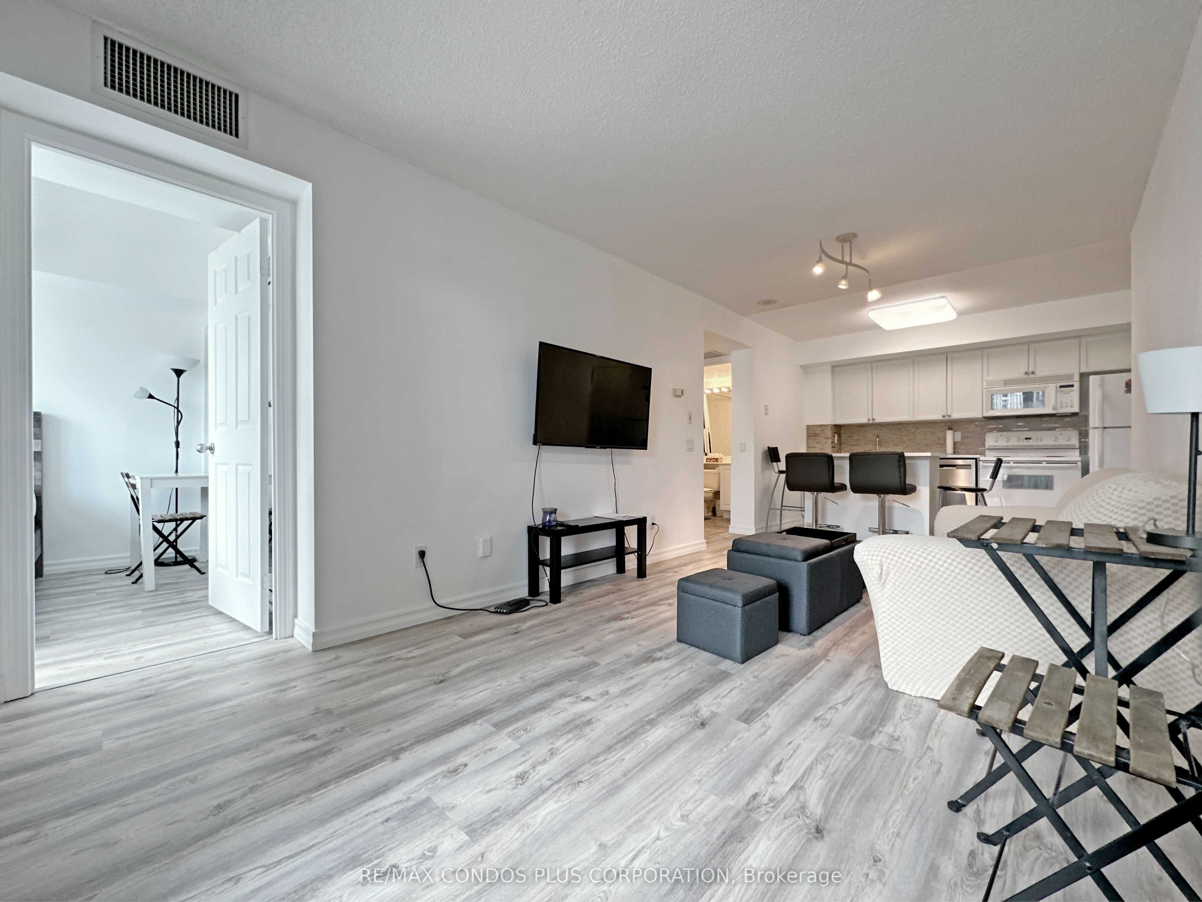 Additional image 6 of 1112-30 Harrison Garden Boulevard, Toronto, ON, M2N 7A9