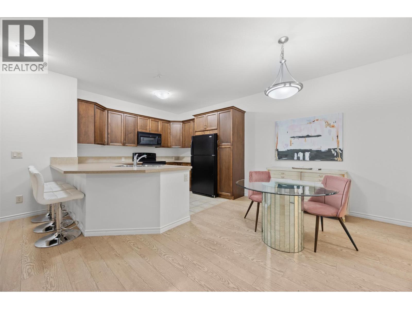 Additional image 4 of 109-1007 Harvey Avenue, Kelowna, BC, V1Y6E4