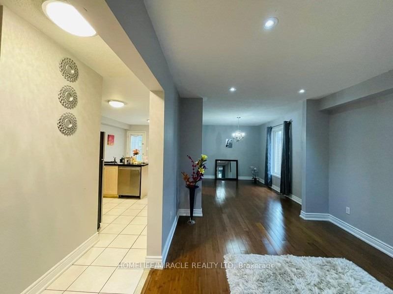 Additional image 5 of 27 Feathertop Lane, Brampton, ON, L6R 1W9