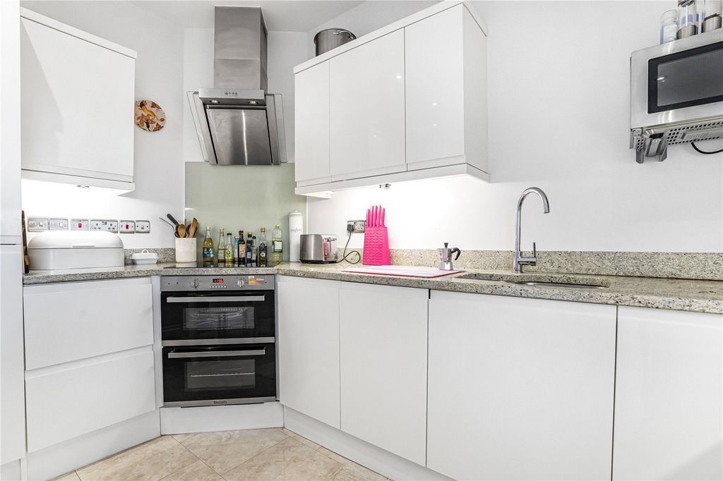 Additional image 11 of 3 bed flat for saleBanbury Road, Central North Oxford OX2