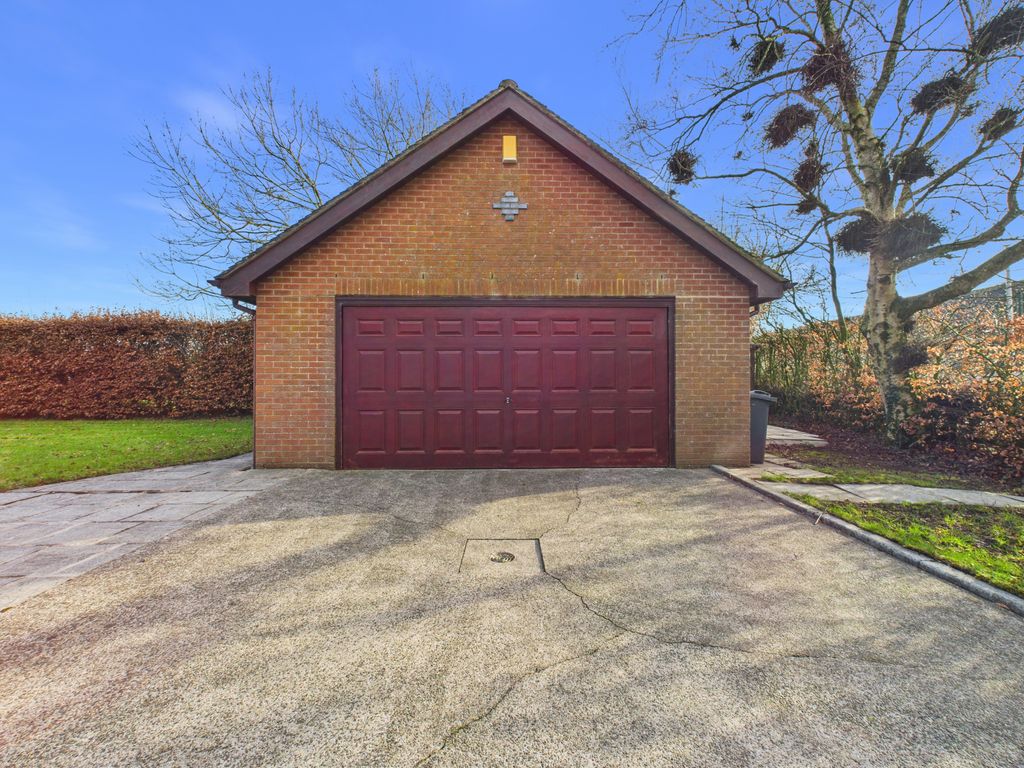 Additional image 25 of 3 bed flat for saleLancaster Road, Out Rawcliffe, Preston PR3