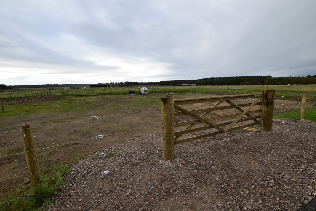 Land for saleRoseisle, Elgin IV30 photo 4
